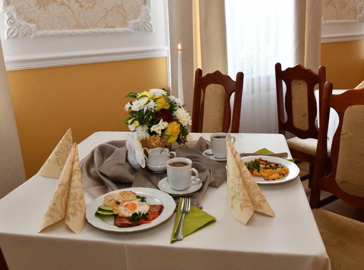 Bed and Breakfast Arkadia Radziejow Экстерьер фото